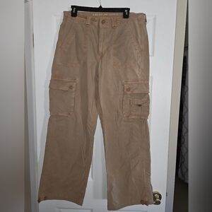 American Eagle Outfitters Women's Tan Cargo Pants 12
